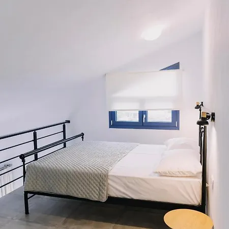 شقة فندقية Blue Stone Luxury يميناريا