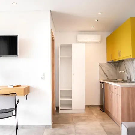 Blue Stone Luxury يميناريا