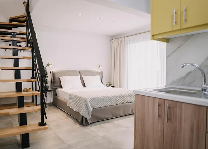 Ξενοδοχείο με διαμερίσματα Blue Stone Luxury 3*