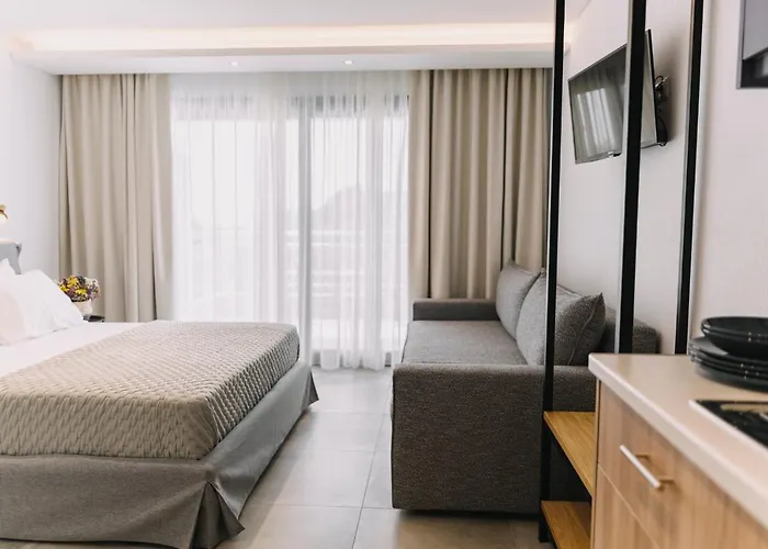 Blue Stone Luxury 3* Λιμενάρια