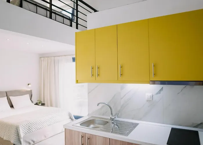 Blue Stone Luxury Λιμενάρια