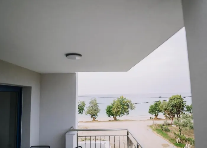 Ξενοδοχείο με διαμερίσματα Blue Stone Luxury Λιμενάρια