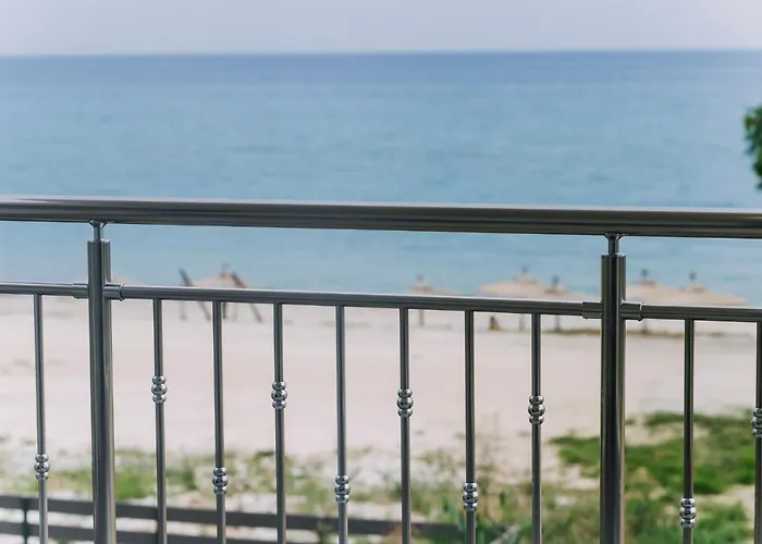 Blue Stone Luxury Ξενοδοχείο με διαμερίσματα 3*