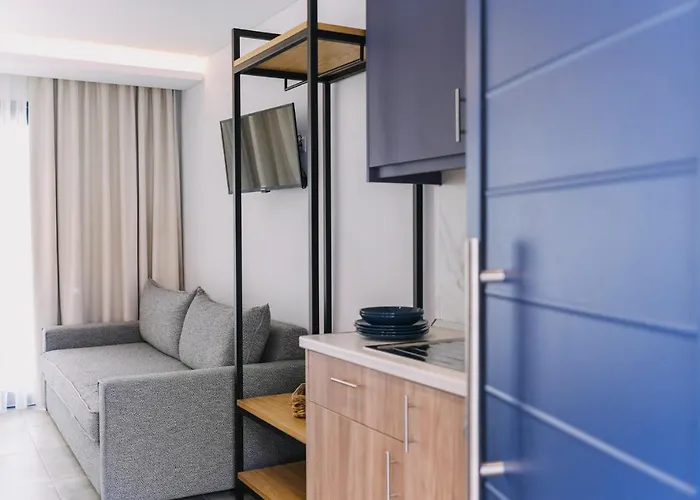 Blue Stone Luxury 3* Λιμενάρια