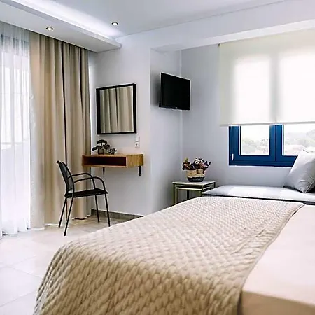 Blue Stone Luxury Aparthotel 3*