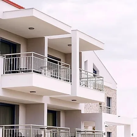 Blue Stone Luxury Aparthotel